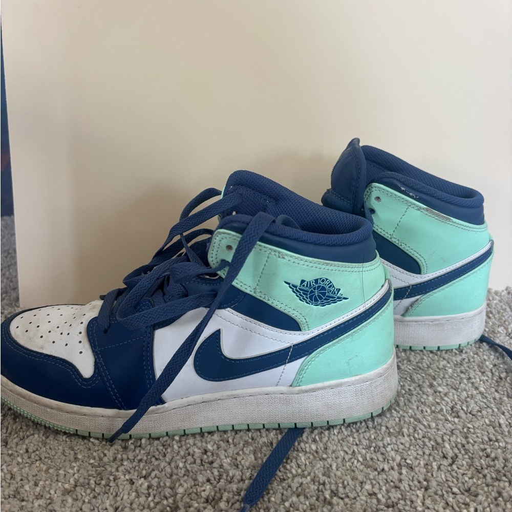 Jordan Kid’s Sneakers - Blue and Mint